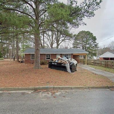 1204 Crawford St S, Wilson, NC 27893