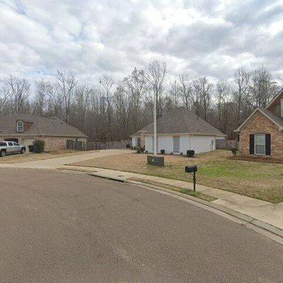 1207 Belle Oak Pt, Brandon, MS 39042