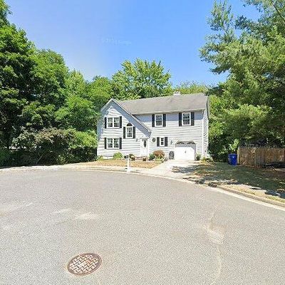 121 Sea Bird Ln, Belford, NJ 07718