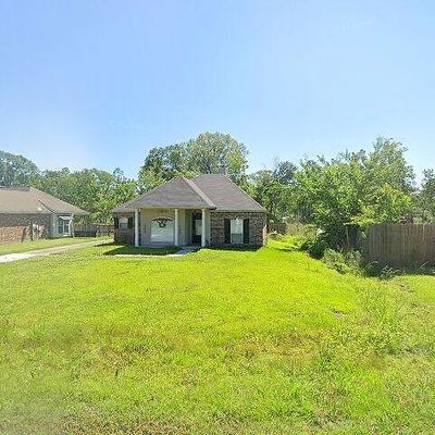 12190 Tallow Ridge Dr, Gonzales, LA 70737