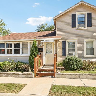 1221 S 3 Rd St, Watertown, WI 53094