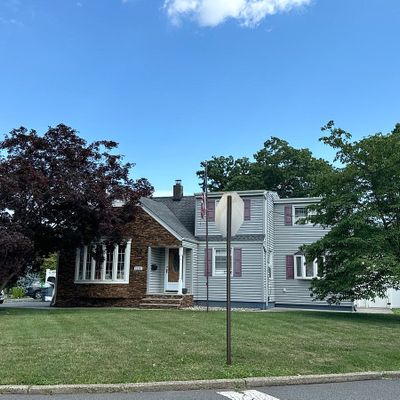 1230 Stone St, Rahway, NJ 07065