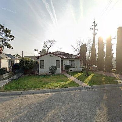 124 Houchin Rd, Bakersfield, CA 93304