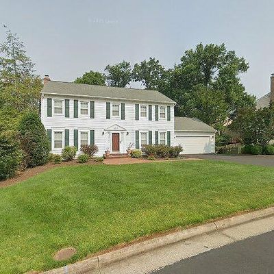 12526 Lieutenant Nichols Rd, Fairfax, VA 22033