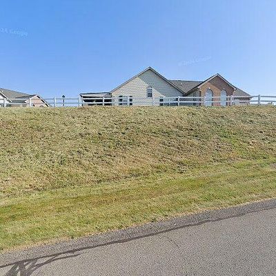 129 Pony Dr, Freedom, PA 15042