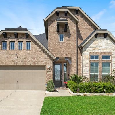 114 Covington Ct, Tomball, TX 77375