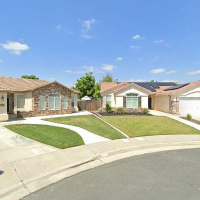 1150 W Sandstone Dr, Hanford, CA 93230