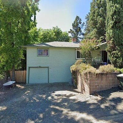 1155 North St, Lakeport, CA 95453