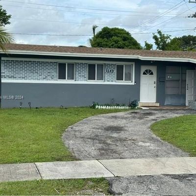 1189 Nw 43 Rd Ter, Lauderhill, FL 33313