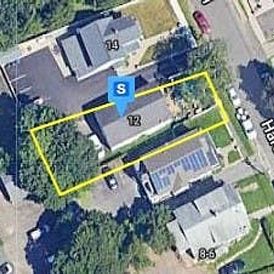 12 Harding Pl, Danbury, CT 06810