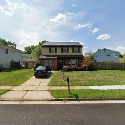 120 Thornwood Dr, Marlton, NJ 08053