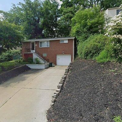 1425 Willoughby St, Pittsburgh, PA 15205