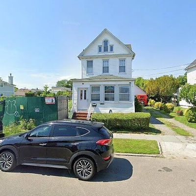 14813 15 Th Ave, Whitestone, NY 11357