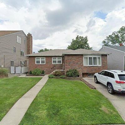 15 Millridge Rd, North Bergen, NJ 07047