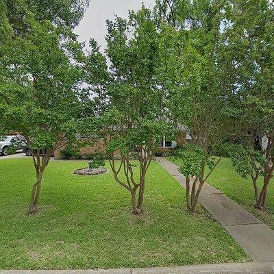 1502 Comanche Trl, Garland, TX 75043