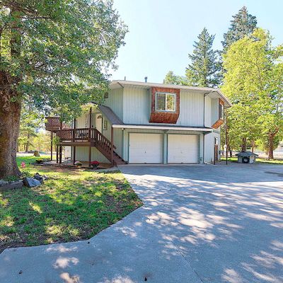 151 Boyer Rd, Grants Pass, OR 97526