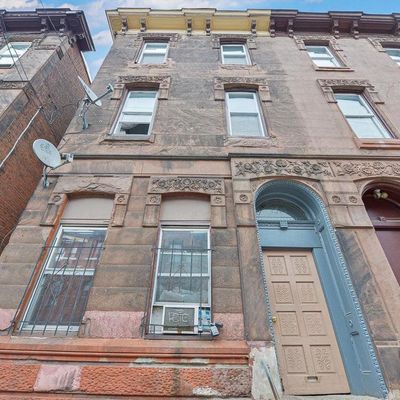 1517 N 17 Th St, Philadelphia, PA 19121