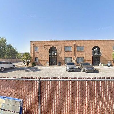 1530 S Columbus Blvd #3, Tucson, AZ 85711