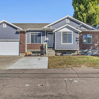 156 W 300 N, Clearfield, UT 84015