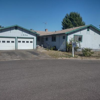 1564 Nw Spray Ct, Roseburg, OR 97471