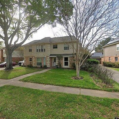 15711 Ensenada Dr, Houston, TX 77083