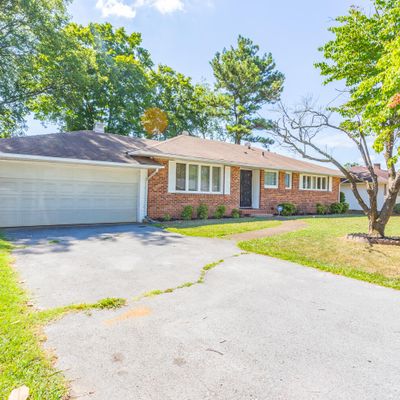 1328 Learning Ln, Chattanooga, TN 37411