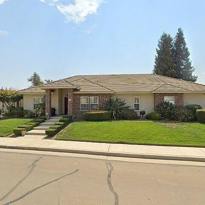 1339 E Seeger Ave, Visalia, CA 93277