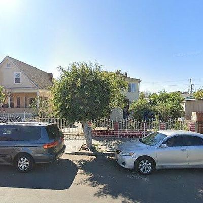 1348 E 21 St St, Los Angeles, CA 90011