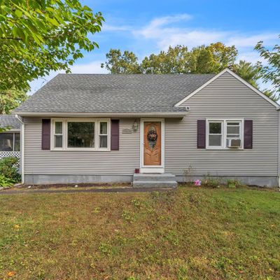 14 Debra St, Enfield, CT 06082