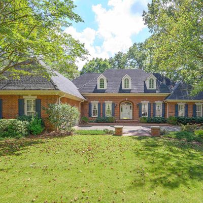 1709 Indian Creek Dr, Vestavia, AL 35243