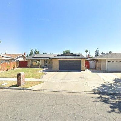 1712 W Donner Ave, Fresno, CA 93705