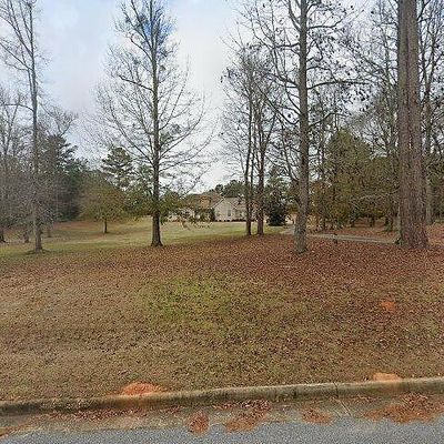 1810 Southlake Dr, Opelika, AL 36804