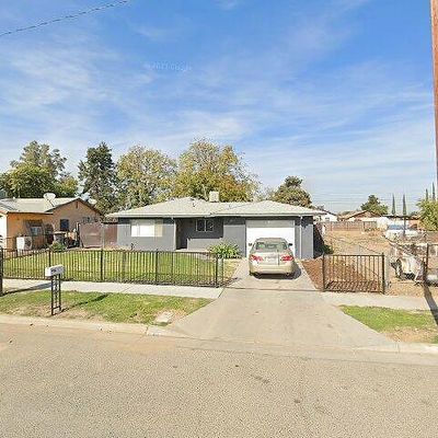 182 W Kaviland Ave, Fresno, CA 93706