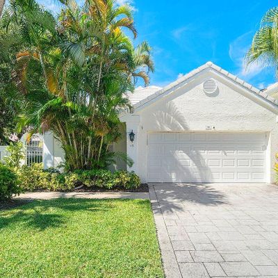 16 Blenheim Ct, Palm Beach Gardens, FL 33418