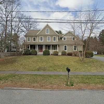 17 Hickory St, Lexington, MA 02421