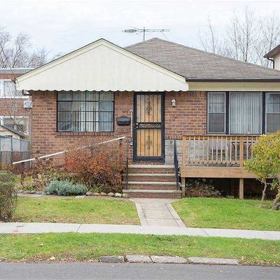 17005 67 Th Ave, Fresh Meadows, NY 11365