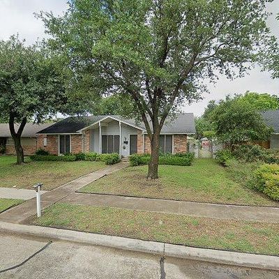 2113 Glencrest Ln, Garland, TX 75040