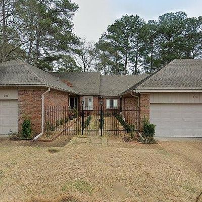 212 Autumn Ridge Dr, Jackson, MS 39211