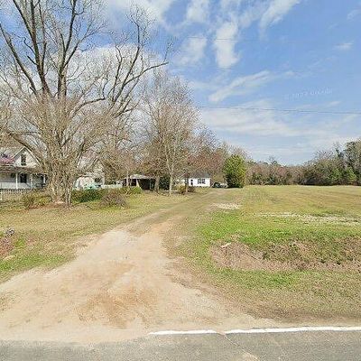 214 Grimsley Farm Rd, Bladenboro, NC 28320