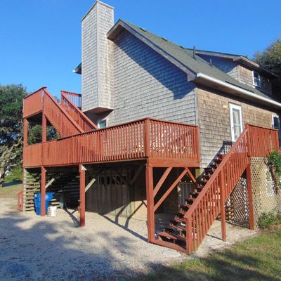 219 Duck Rd, Kitty Hawk, NC 27949