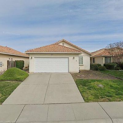 221 Aruba Cir, Sacramento, CA 95823