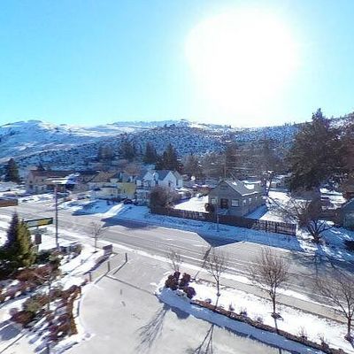 2220 W Woodin Ave #106, Chelan, WA 98816