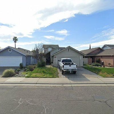 1916 Lakeshore Dr, Lodi, CA 95242