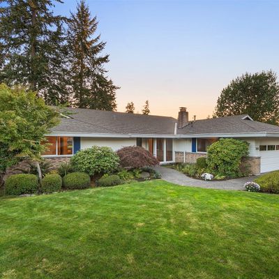 1919 168 Th Ave Ne, Bellevue, WA 98008