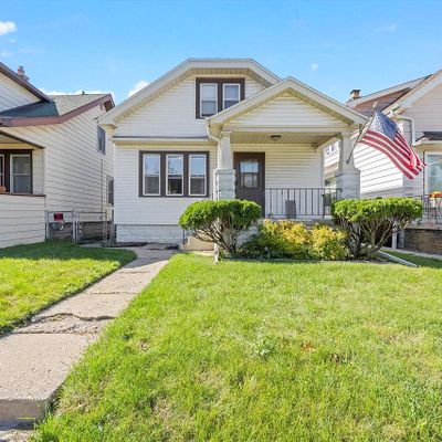 1961 S 71 St St, Milwaukee, WI 53219