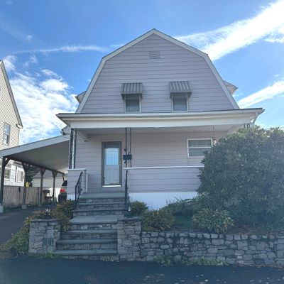 2 Culver Ct, Naugatuck, CT 06770