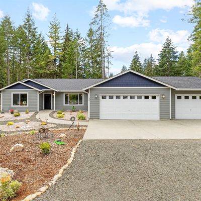 20 E Blackberry Ln, Union, WA 98592