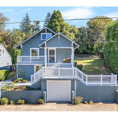 200 Ne Beyrl Ter, Portland, OR 97220