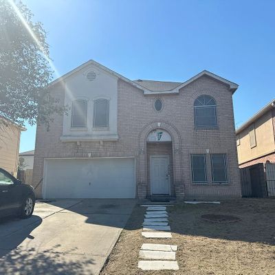 2004 Mallorca Dr, Laredo, TX 78046