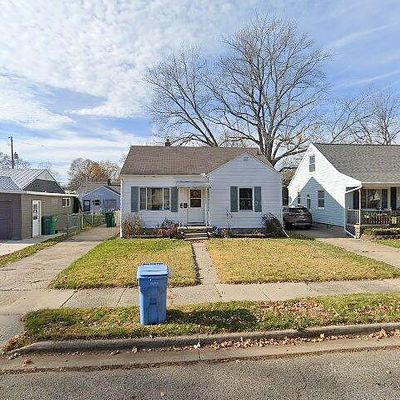 2022 Harding Ave, Lansing, MI 48910